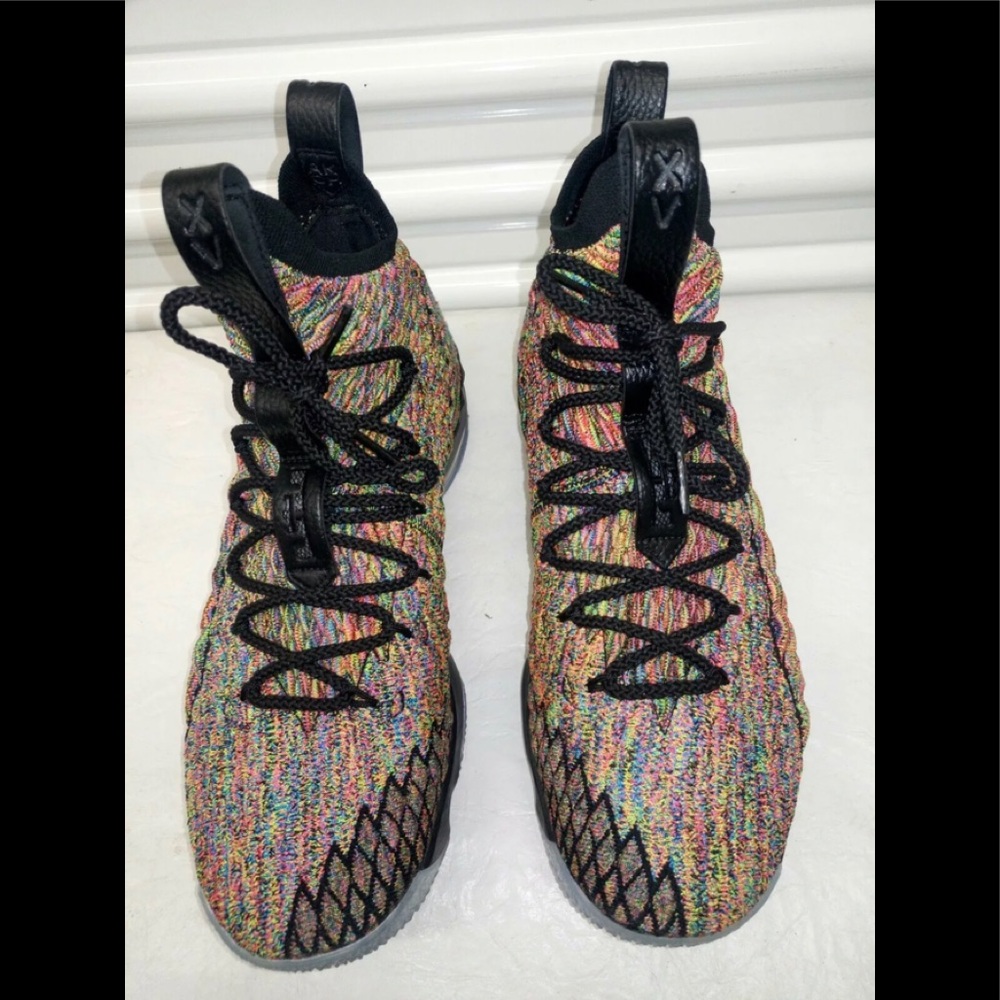 Men’s Nike LeBron fruity pebbles size 10